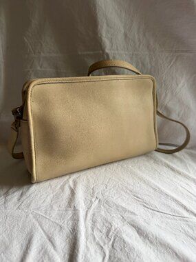 Vintage COACH Sutton Zip Bag, Style 9814, in BONE -- great condition!